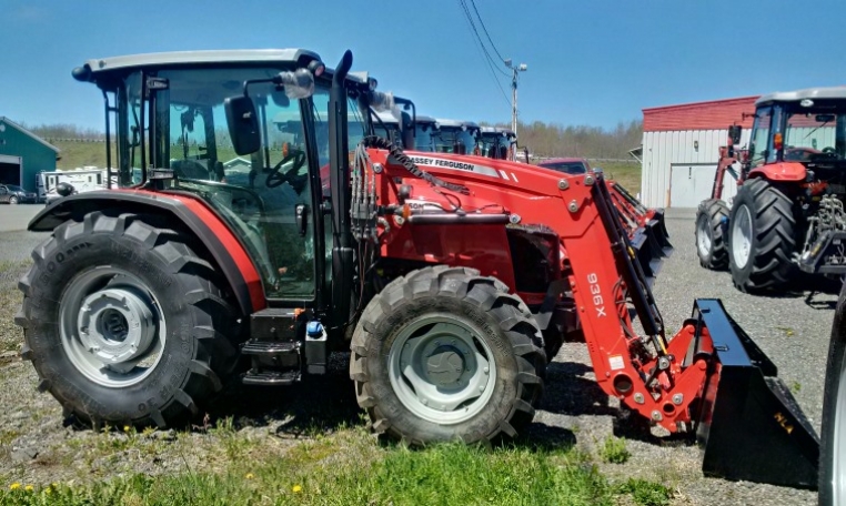 Massey Ferguson 4709 Deluxe Cab Tractor » Proudfoot Motors